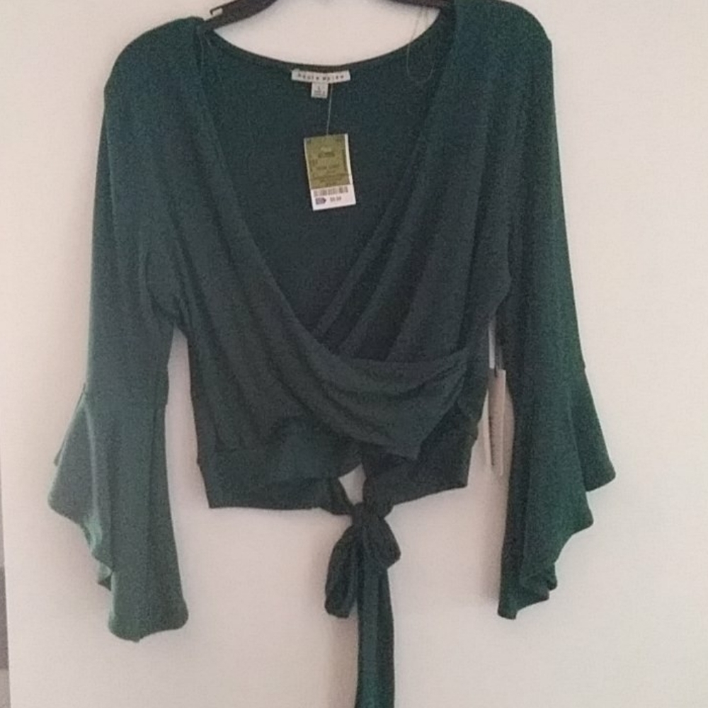 Bundle of 2 wrap around tops
